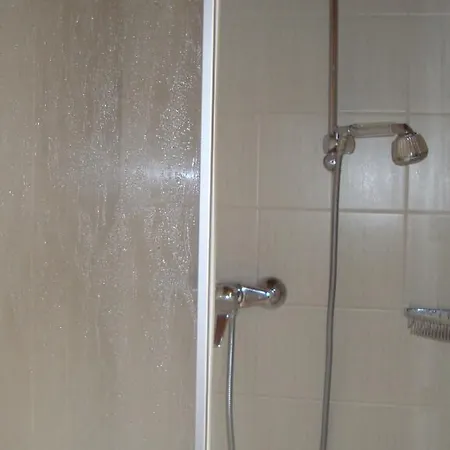 Utschneider-holzer Apartment